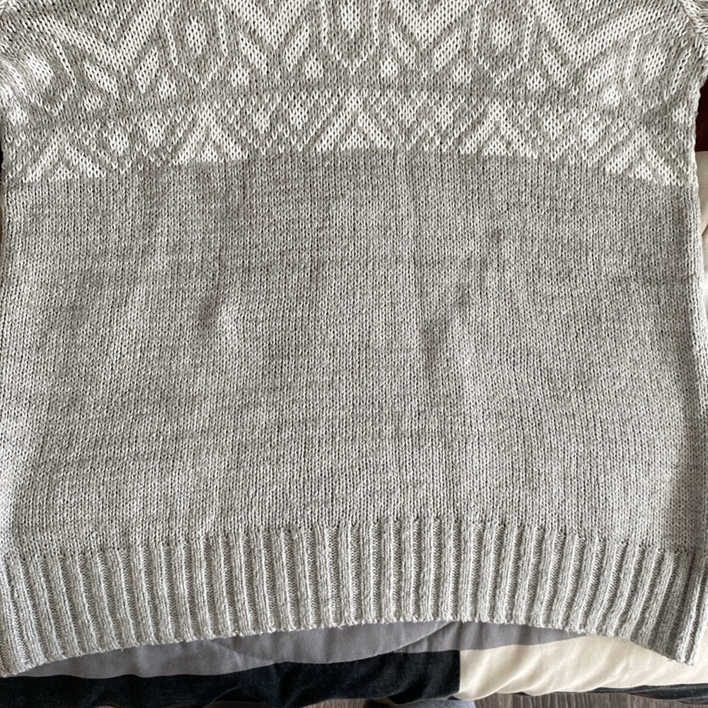 Dressbarn pale grey and white Nordic pullover Knit Cowl Neck Sweater ❄️ - Picture 8 of 17